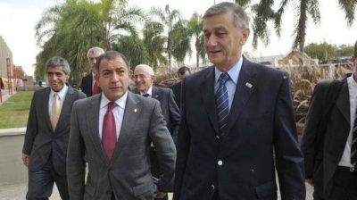 La alianza Juez-Binner madura, pero todav�a no se define