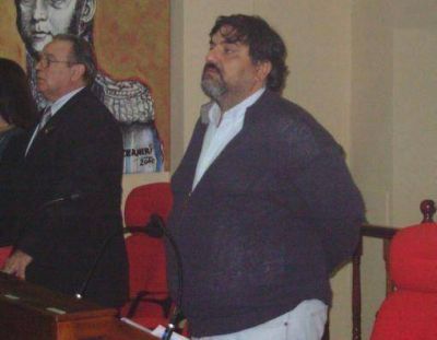 Rodrigo se baj� de la Comisi�n especial