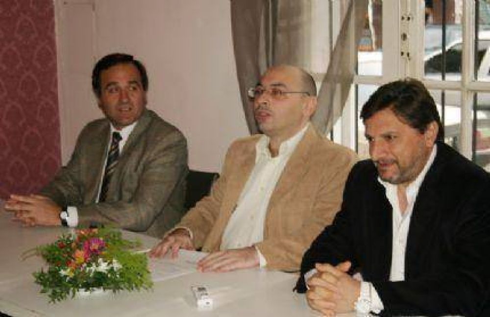 El PRO Mar del Plata lanz� a su precandidato a Intendente: Rech 2011