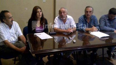 Proyecto Sur busca repetir en Entre R�os el frente de Capital Federal