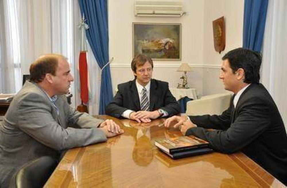 Bahl recibi� a autoridades del PRO 