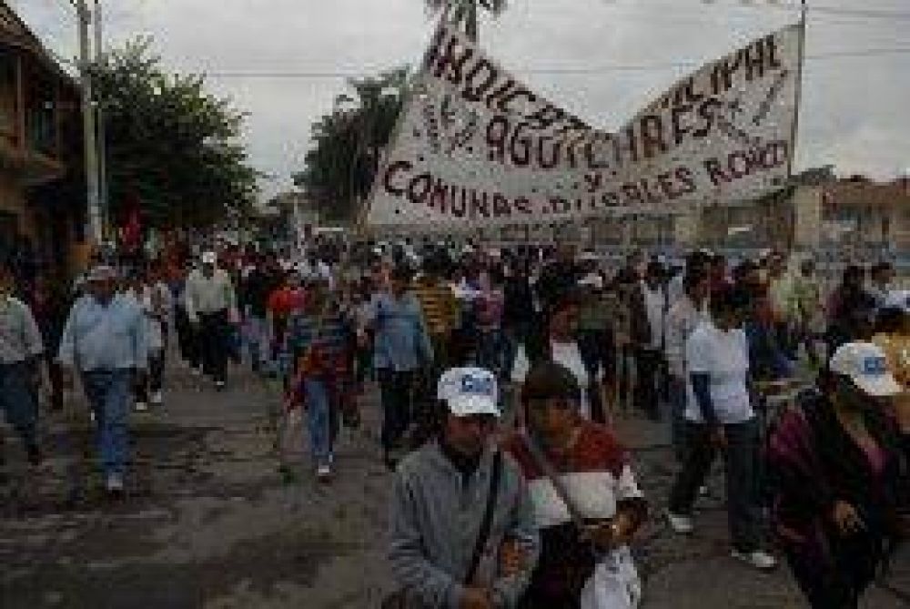 Desocupados de la CCC y municipales del interior se movilizan hacia la capital