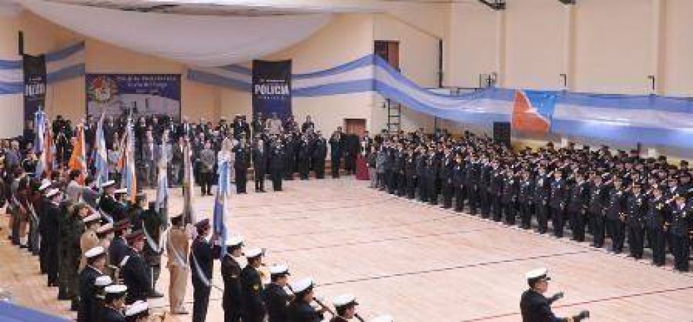 Acto por el 126 aniversario de la Polic�a Provincial 