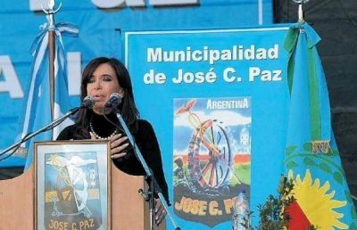 Cristina redobl� la apuesta y critic� a "los que dicen ayudar, pero al otro d�a hacen lo contrario"