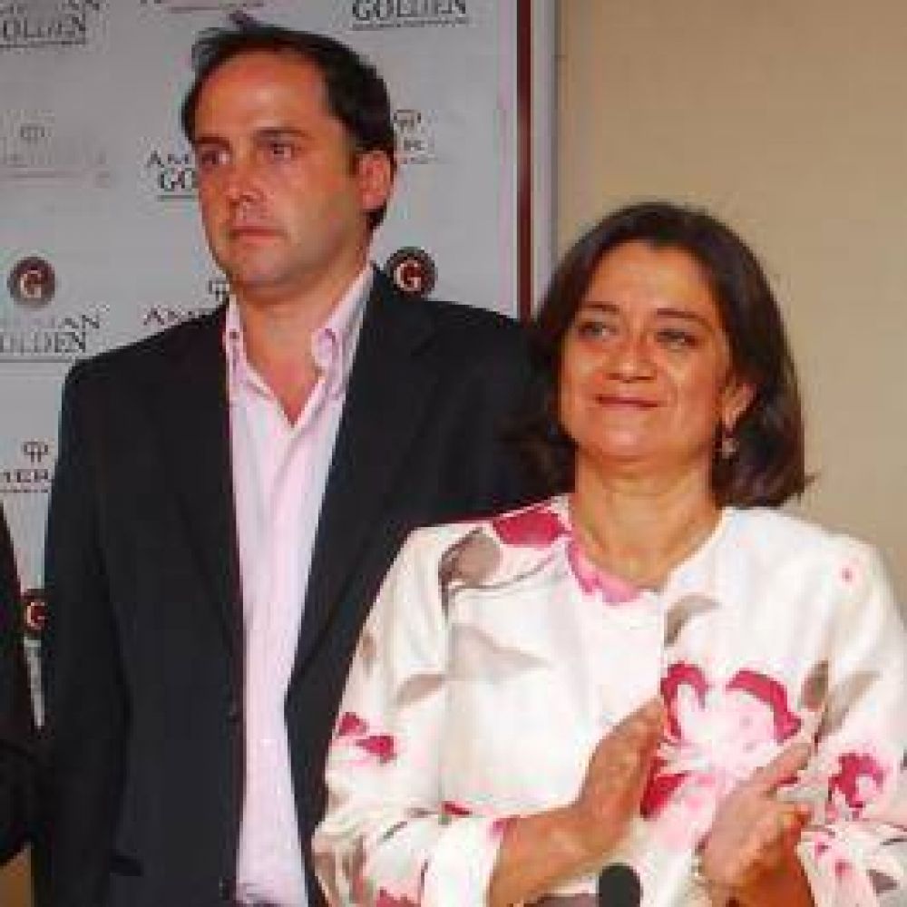El Frente para la Victoria encara estos siete meses de transici�n con un gobierno paralelo 