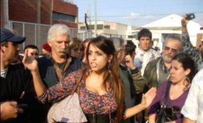 Subestaci�n Rigolleau: Vecinos recibieron la visita de diputados nacionales 