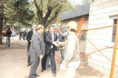 Comenz� la construcci�n de las celdas de enterramiento de residuos