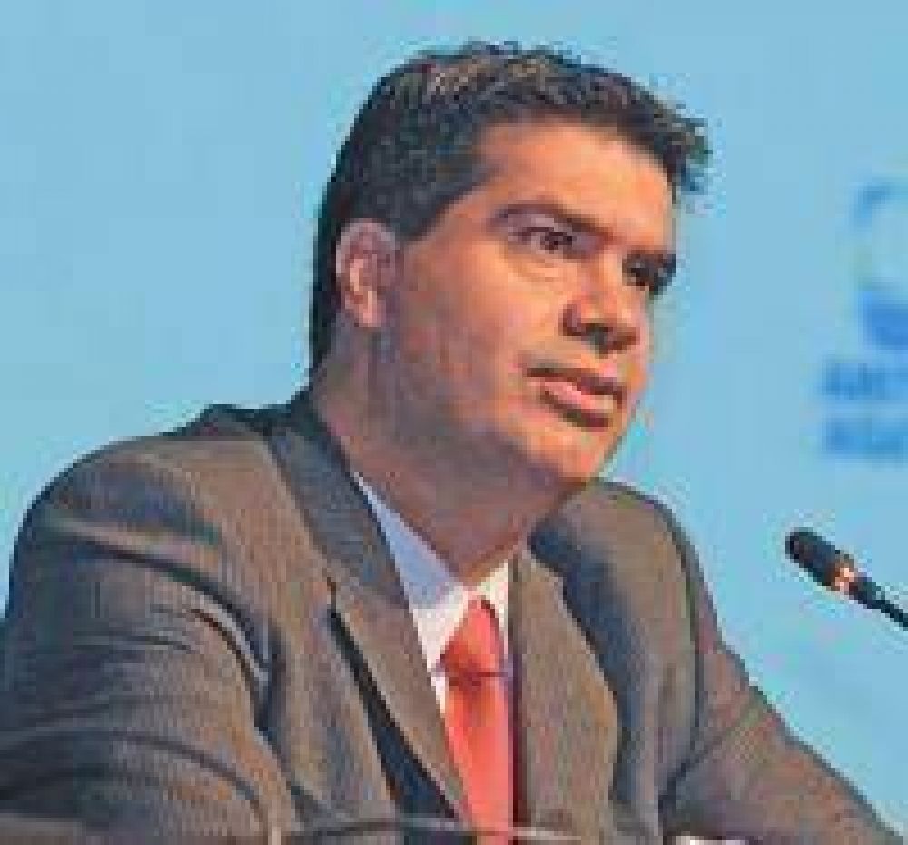 Capitanich, en respaldo de Cristina: �Los gobernantes est�n al servicio del pueblo, no de las corporaciones�. 
