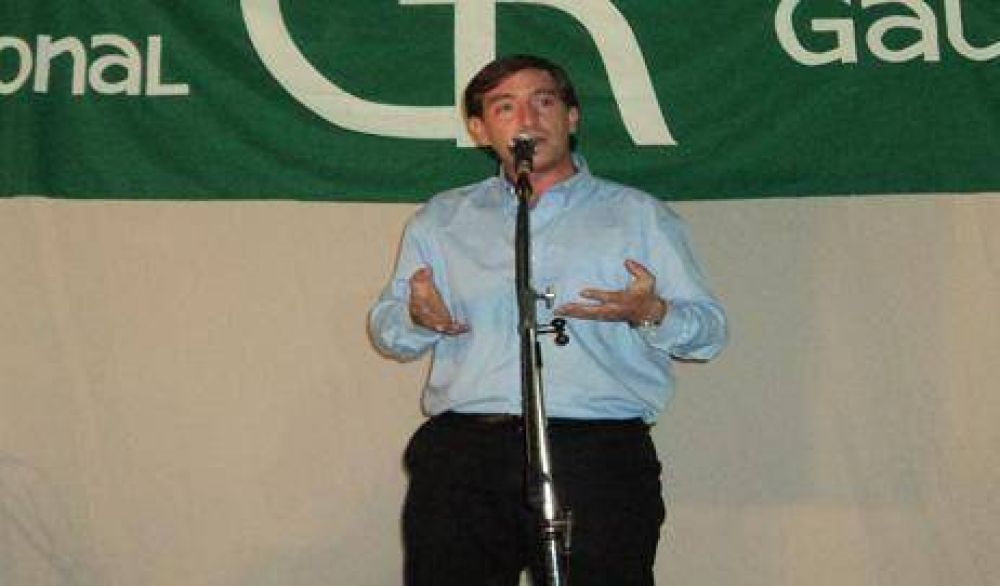 Quilmes: Tambi�n se lanz� Gaudio para competir en la interna del 14 de agosto 