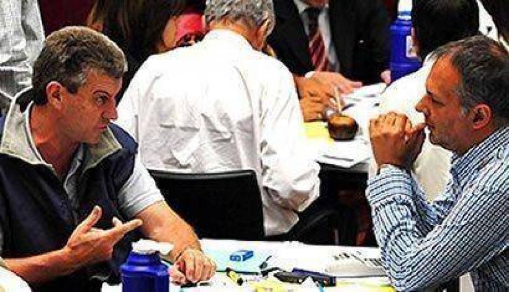Una esperanza para el frente: Solo el 30% de los votantes de las 6 mesas donde se vuelve a votar votaron a Buzzi