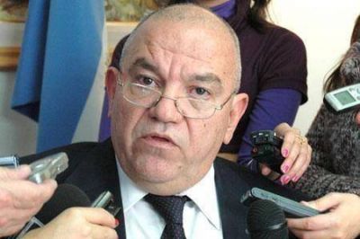 El STJ eval�a un Plan C, que es dar aumento del 6% con recursos propios a empleados y funcionarios 