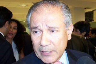 Las elecciones no se desdoblan y se confirmar a Fellner como candidato a gobernador
