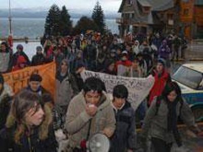 Falta de pago a cuidadoras de guarder�a de secundario afectan el dictado de clases 