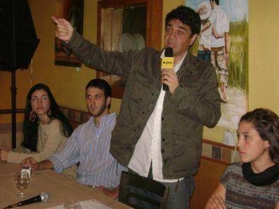 Jorge Macri, tras reunirse con el �Japon�s�: �La renovaci�n es el reclamo de la gente�