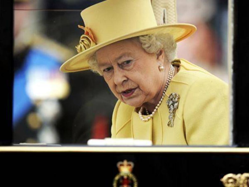 Hallan una bomba antes de la hist�rica visita de la Reina Isabel a Dublin