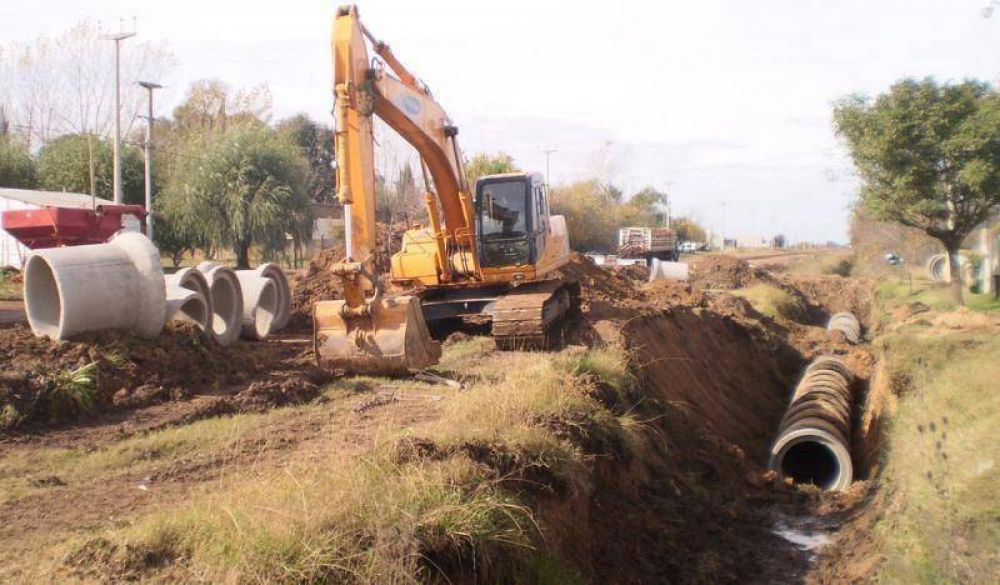 El Municipio comenz� a canalizar la avenida Saavedra de Yrigoyen a Rossi