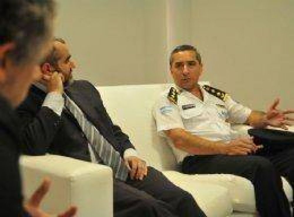 "Se va a notar m�s presencia en la calle"
