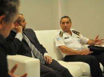 "Se va a notar m�s presencia en la calle"