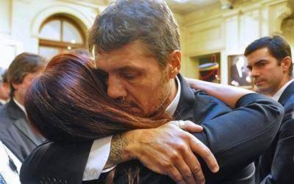 Tinelli dijo que gana Cristina y provoc� nuevos roces con Clar�n