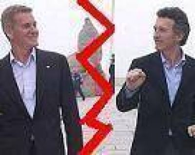Macri y De Narv�ez cada vez m�s lejos