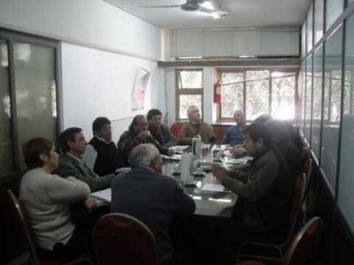 Autoridades del Ministerio de Salud se reunieron con gremios del sector