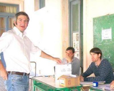 Ruiz Orrico ser� candidato por fuera del FEF