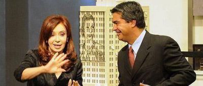 Capitanich confirm� que el PJ emitir� hoy un documento de respaldo a la reelecci�n de Cristina