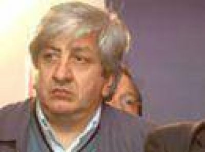 Piumato se burl� del acuerdo entre Macri y el rabino Bergman