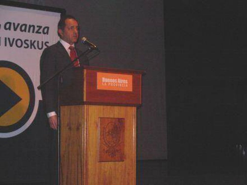 Scioli acompa�� a Daniel Ivoskus en la presentaci�n del Centro de Operaciones Municipal