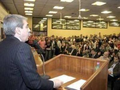 �Argentina no puede quedar en manos de improvisados�