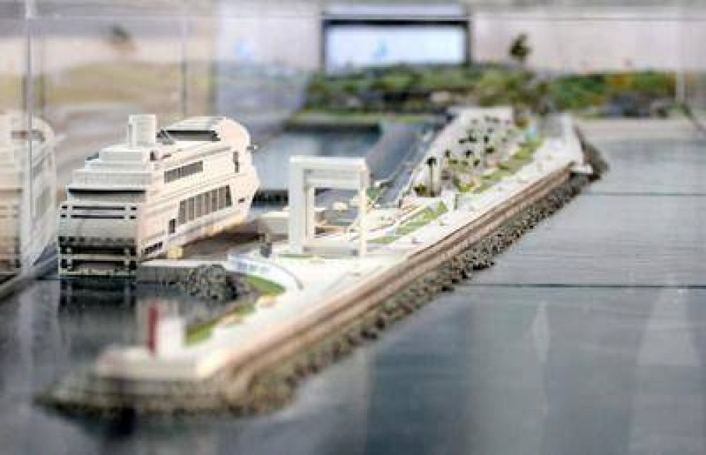Firmaron convenios que habilitan a licitar obras en la escollera Norte