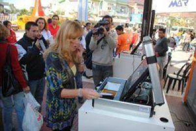 Se puso en marcha la experiencia del voto electr�nico para definir obras municipales 