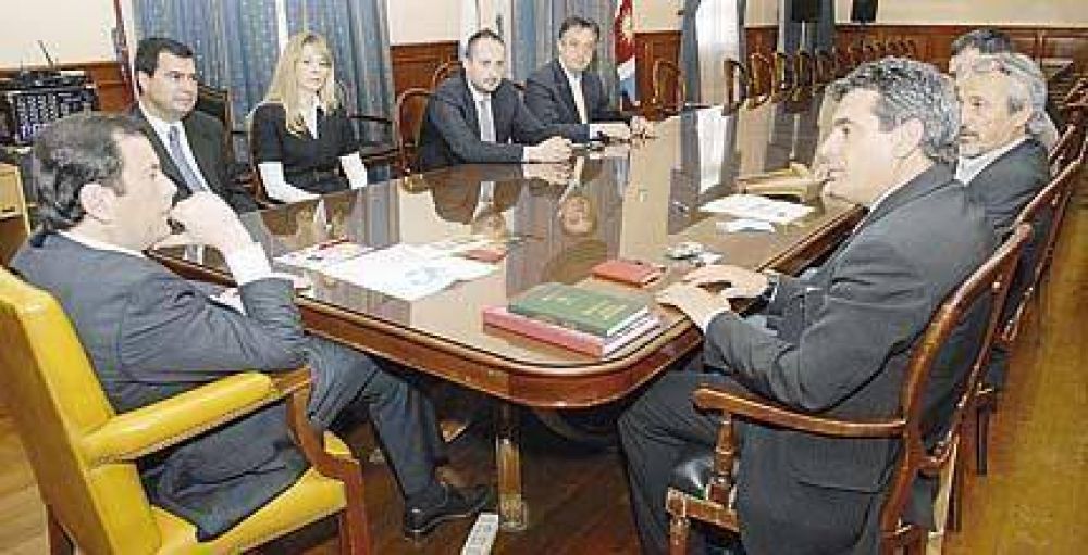 Zamora y funcionarios de Italia analizaron la posibilidad de iniciar un v�nculo estrat�gico 