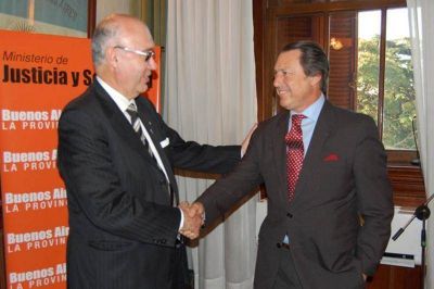 El Ministro Casal recibi� a Gorosito