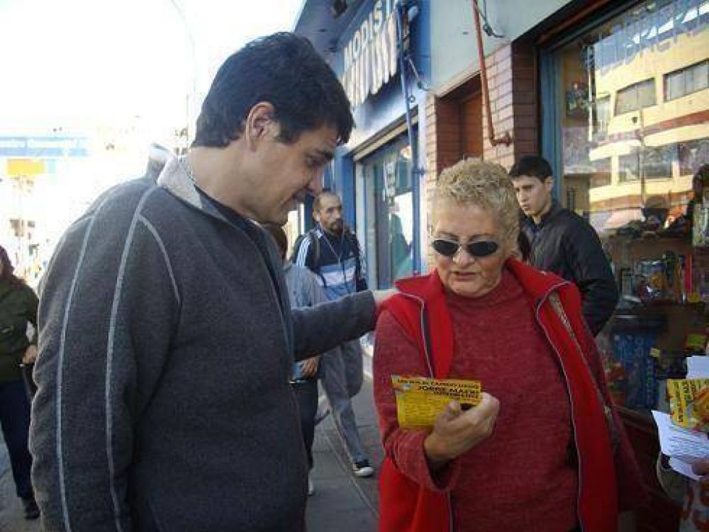 Para Jorge Macri �la mejor campa�a se hace conversando con el vecino�