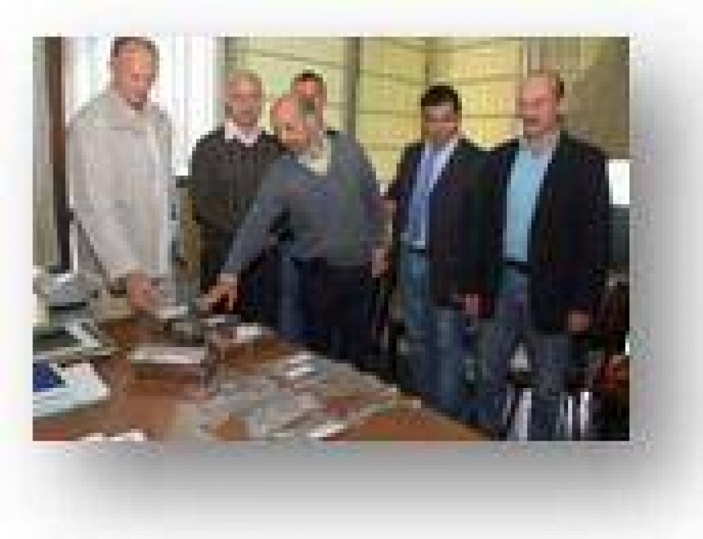 JORNADA DE TRABAJO CONJUNTO ENTRE EL MUNICIPIO DE LAN�S Y EL SECTOR PRIVADO