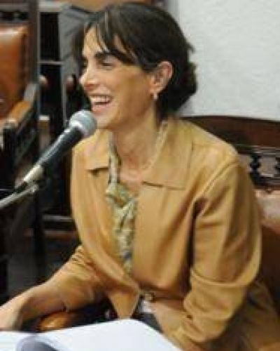 Mar�a Eugenia Bielsa con brillo propio