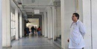 Los autoconvocados analizan paralizar tambi�n las guardias