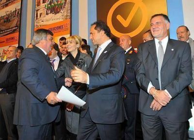 Soluciones Ya!: Provincia entreg� casi 500.000 pesos para obras de infraestructura en Mercedes