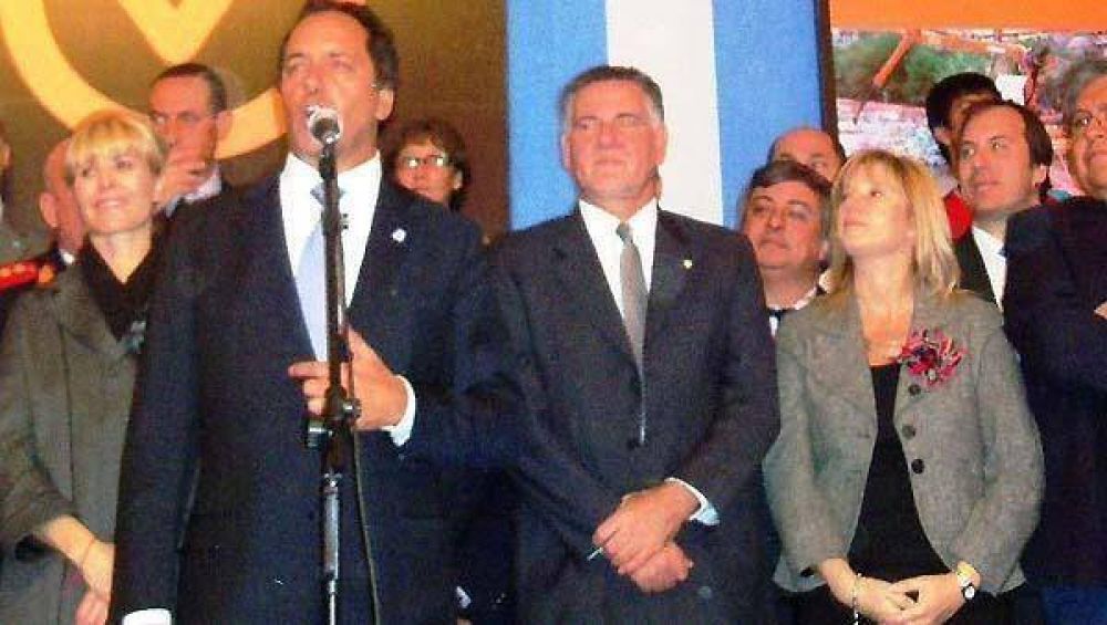 El Intendente recibi� subsidio para obra en barrio Blandengues 