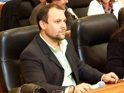 Nelson acus� a la oposici�n de �rechazar todo�