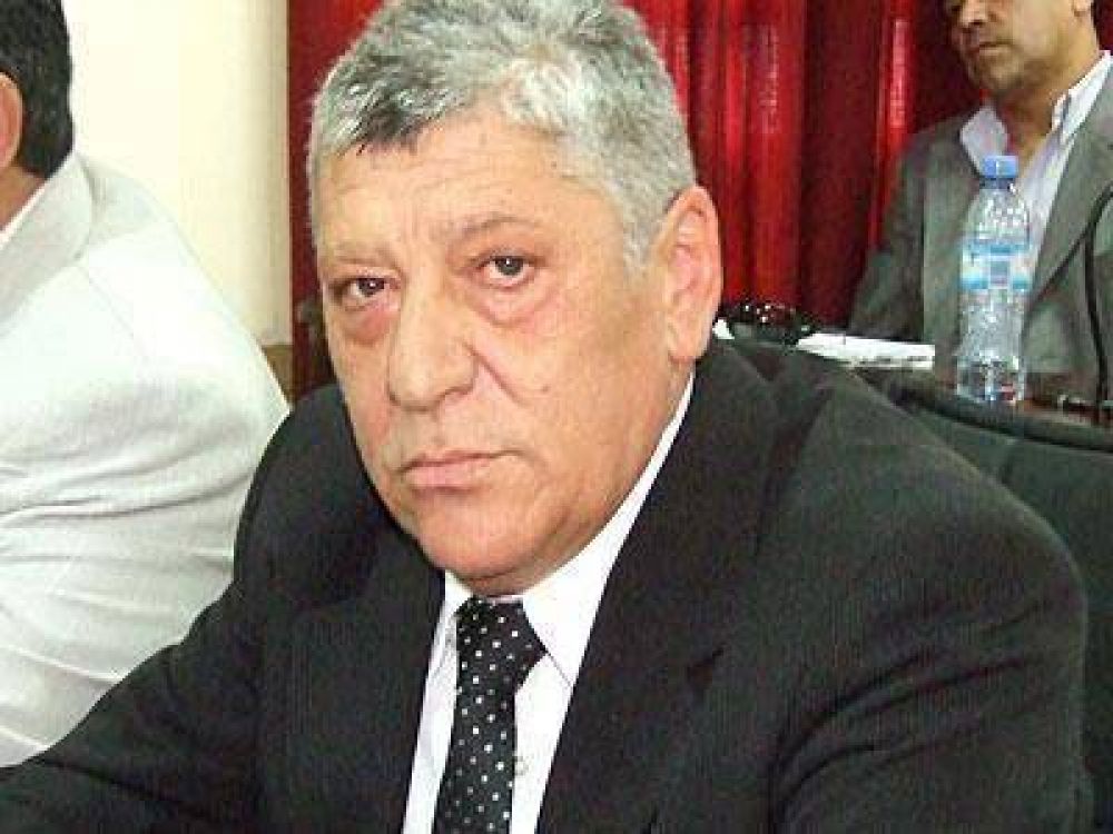 Montero tild� de �pol�tico� el rechazo a la rendici�n y propuso a Pallares como candidato a senador