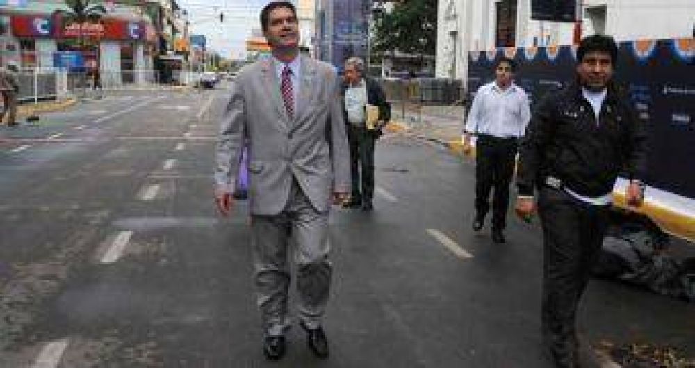 Capitanich supervis� los �ltimos detalles para el Acto Central