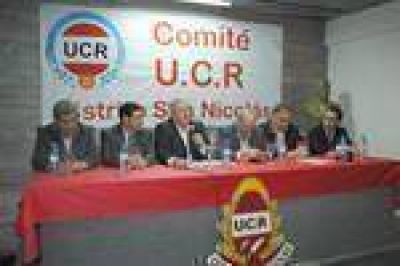 Fuerte respaldo pol�tico a Morello en su precandidatura 