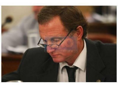 Ballestena dijo que la ley de trata se constituir� en �una herramienta de control�