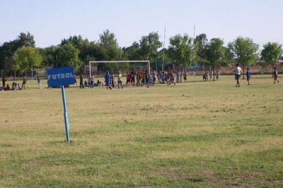 PTE. PER�N - Deporte y cultura: Finaliz� campeonato interbarrial