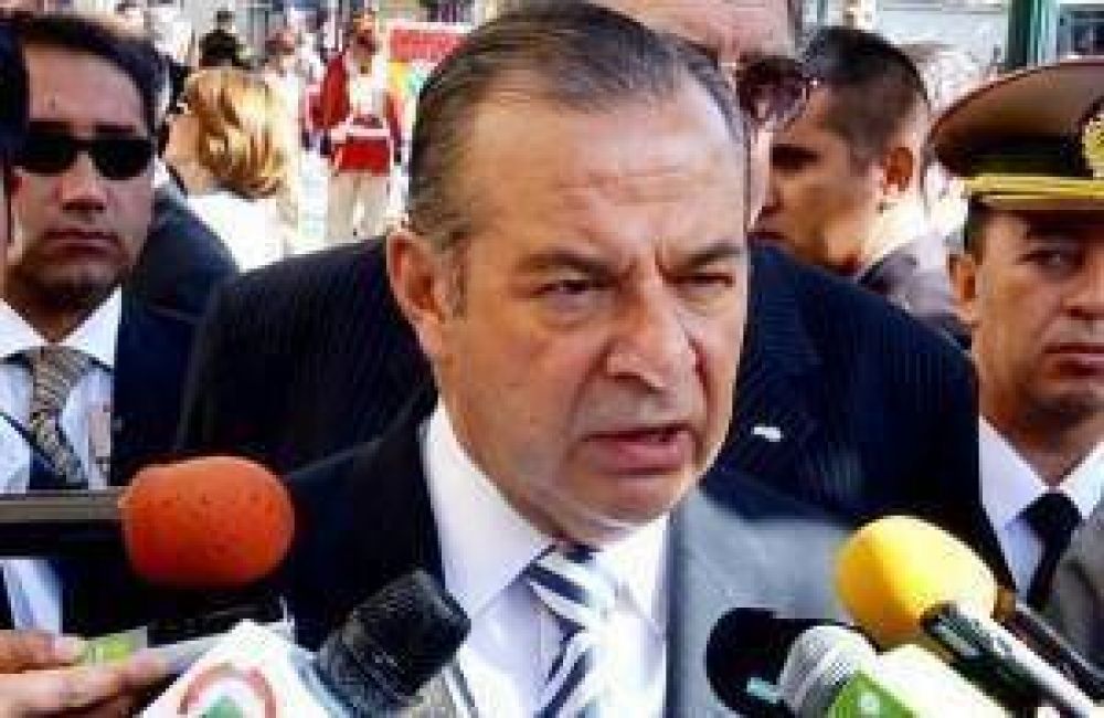 Embajador argentino plantea que aeropuertos de La Quiaca y Yacuiba tengan car�cter binacional