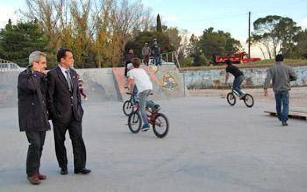 Avanzan las obras en el bike park que se construye en nuestra ciudad