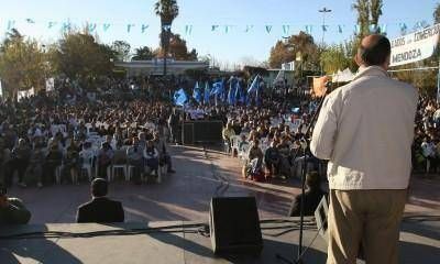 El justicialismo local record� a Kirchner en dos actos