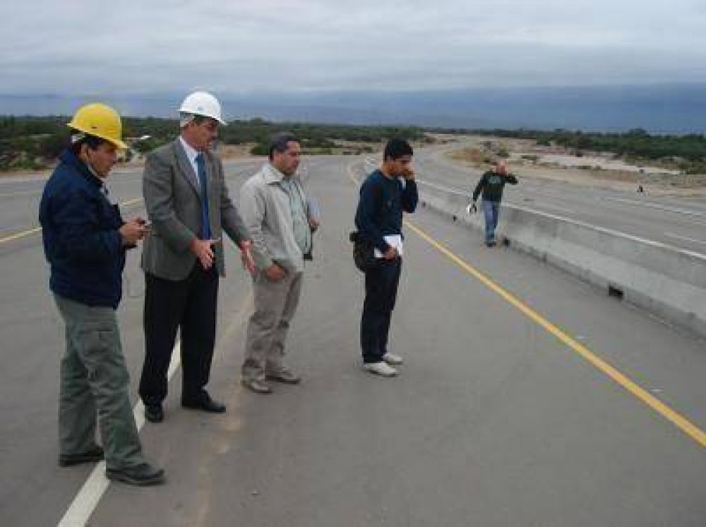 El plazo de finalizaci�n de la Circunvalaci�n es marzo de 2012